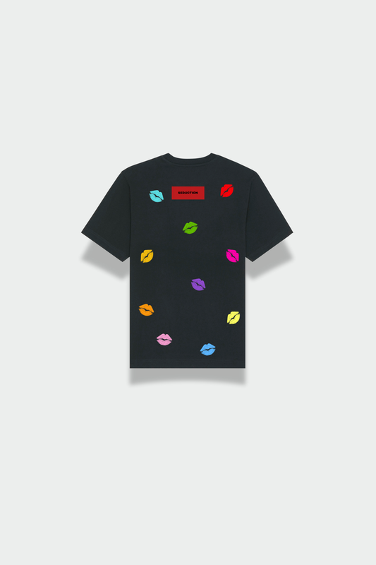 T shirt All Kiss Me
