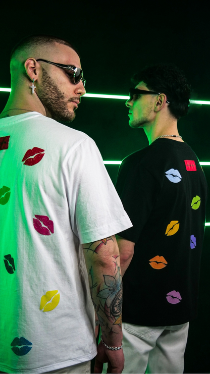 T shirt All Kiss Me